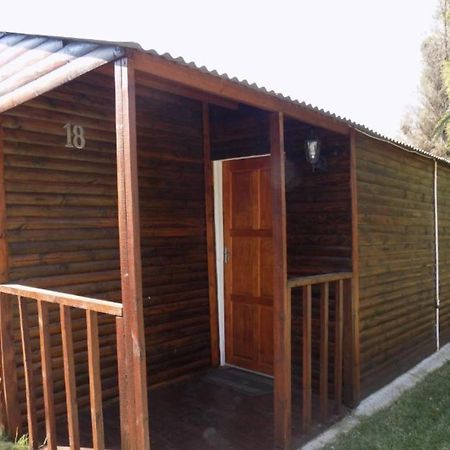 Aero Guest Lodge Kempton Park Buitenkant foto