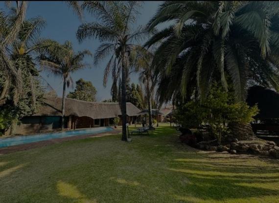 Aero Guest Lodge Kempton Park Buitenkant foto